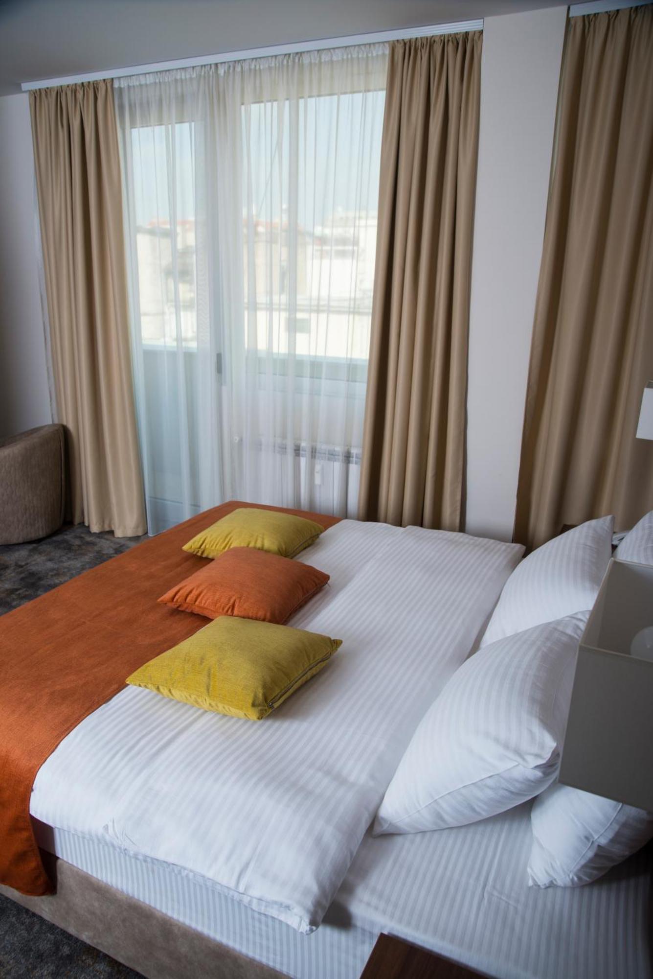 Hotel Marshal Garni Belgrad Zewnętrze zdjęcie